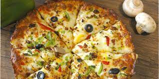  عکس پيتزا مخصوص(ژامبون مرغ و گوشت)